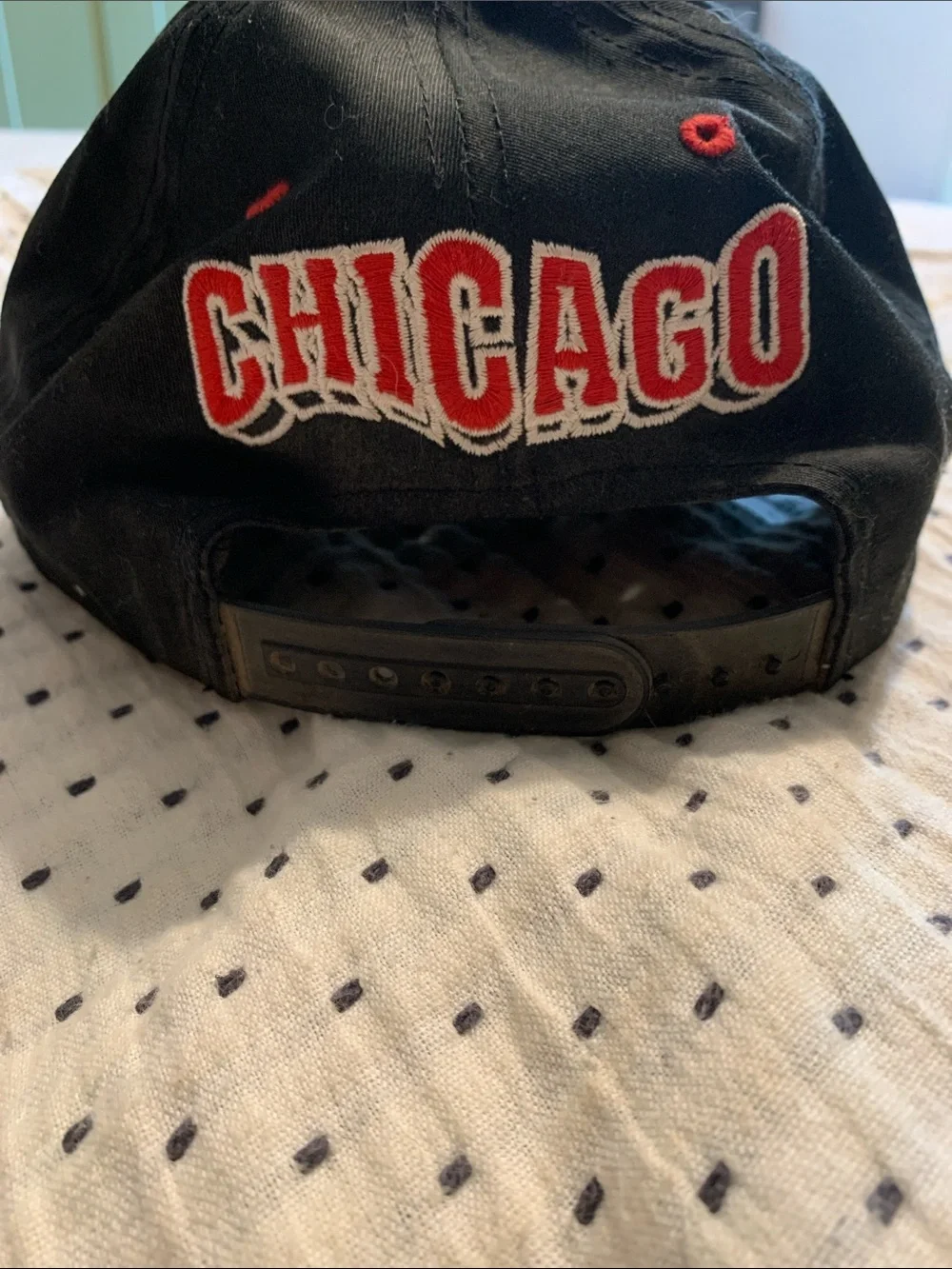 Chicago Blackhawks Vintage Red and Black Baseball Cap